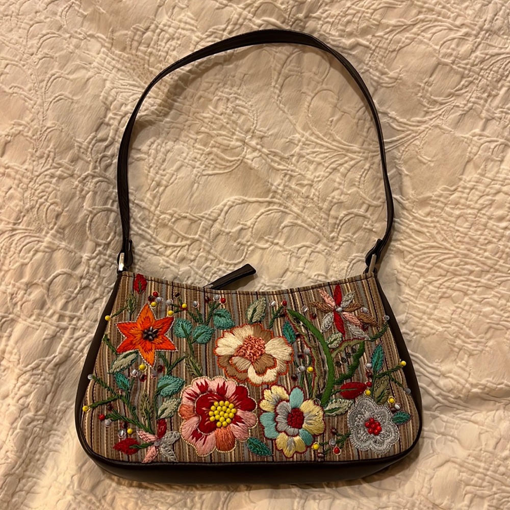 Santiago Small Embroidery Flowers and Beads Handbag Purse Bag! New!